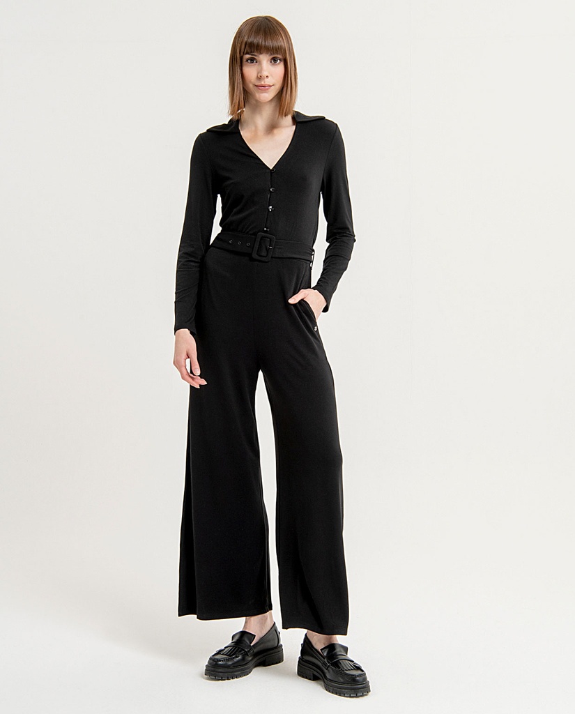 V-neck jumpsuit with pockets and belt